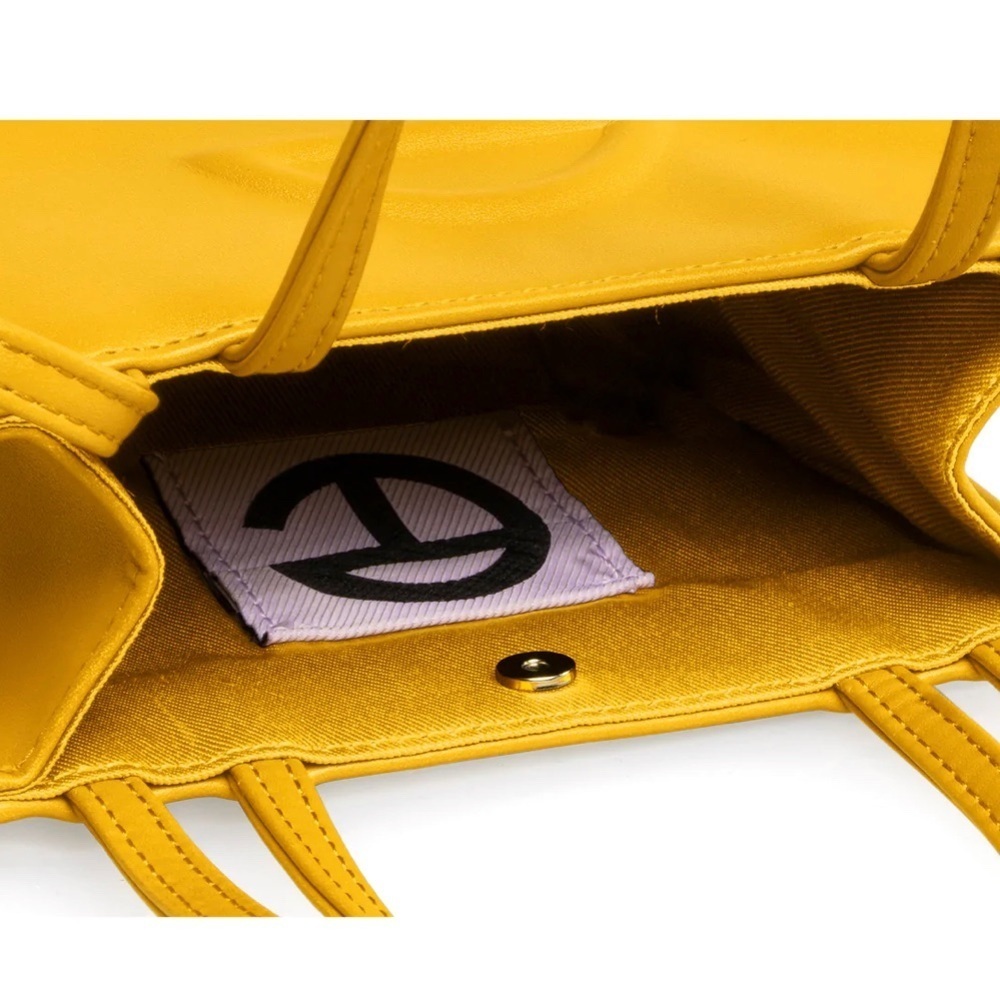 Small yellow Telfar - Picture 5 of 12